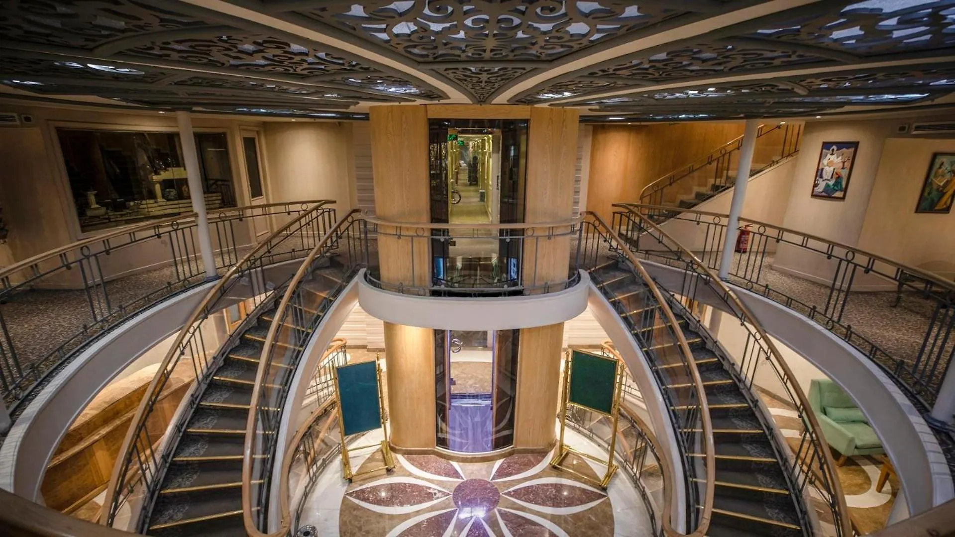 Hotel Hostel Luxor