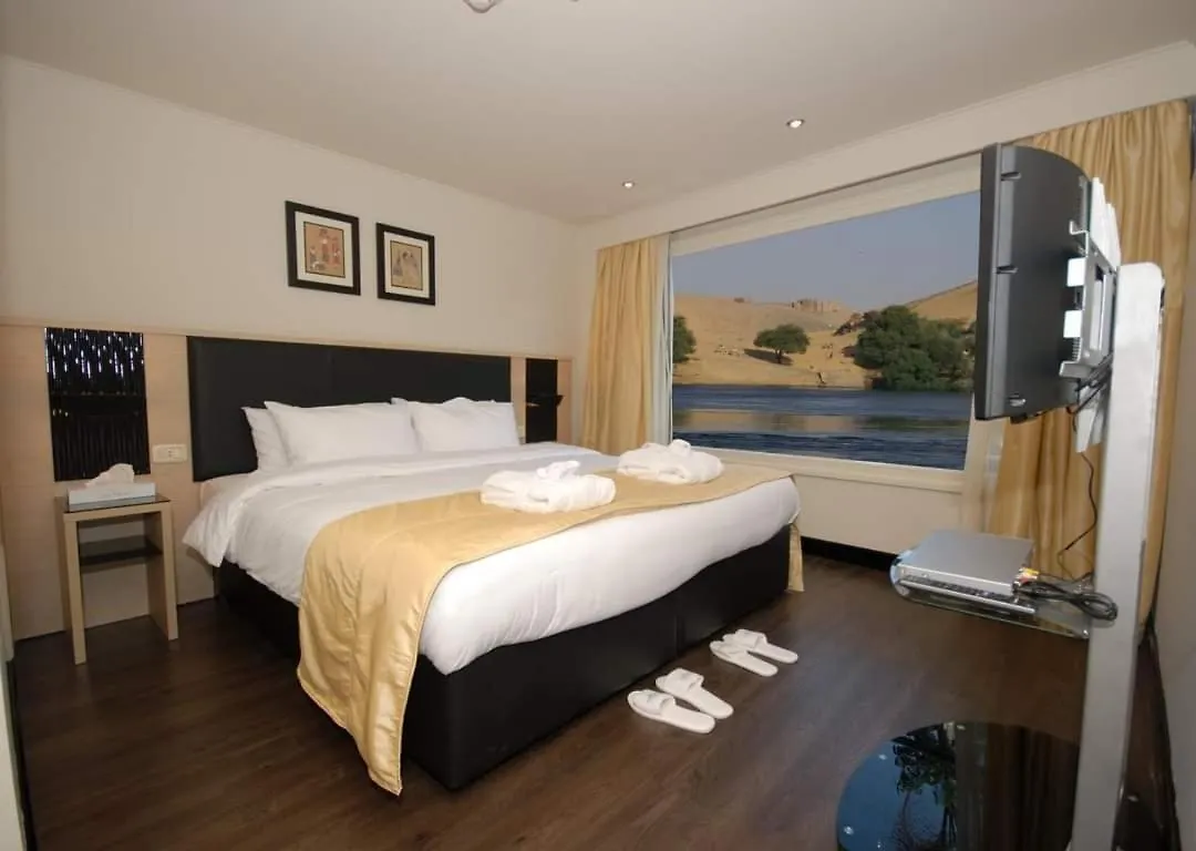 Hostel Luxor